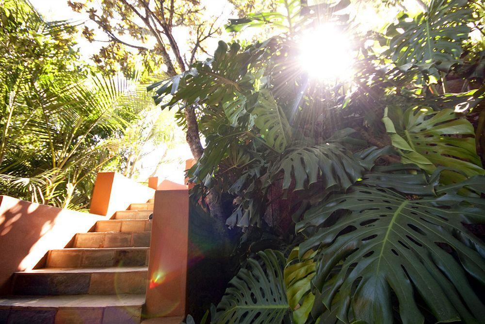 La Roca Guest House Mbombela Exteriör bild